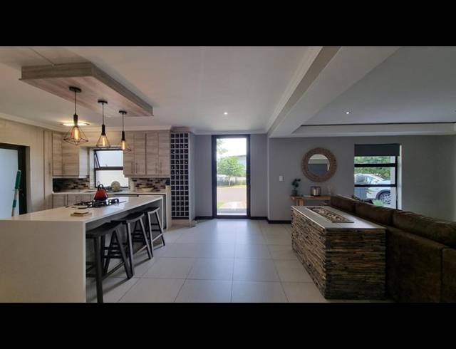 4 BEDROOM PROPERTY TO RENT IN MIDSTREAM RIDGE